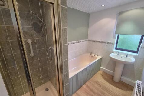 Milton Avenue, Millbrook, Stalybridge photo 5