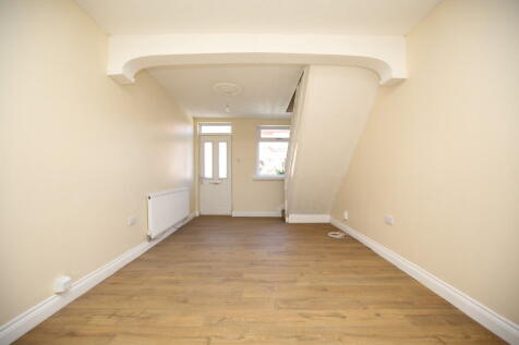 Church Road, Nuneaton photo 3