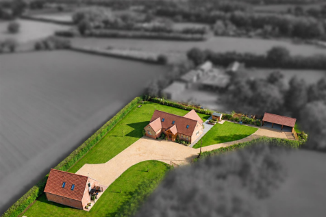 Vivid Country Estate in Focus.png