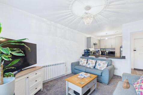 Lounge Kitchen