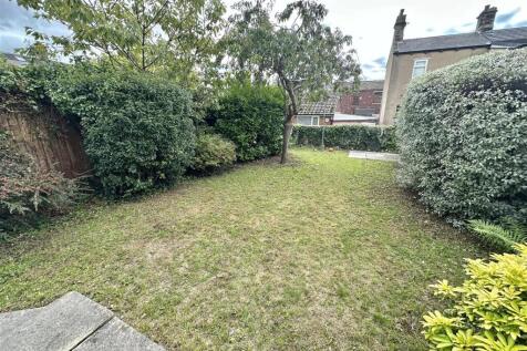 Bramleys Estate Agents - The Coppice - Mirfield (1