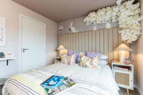 1 Chateau Mews 01...