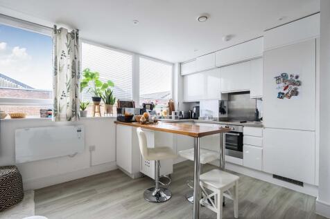 Kitchen/Reception