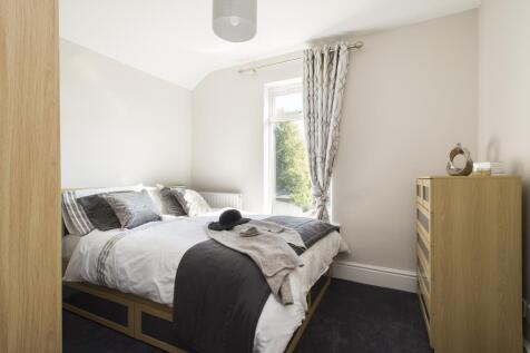 **INCLUSIVE OF ALL BILLS & COMMUNAL CLEANER** Room 5, North Road, West Bridgford, NG2 photo 4
