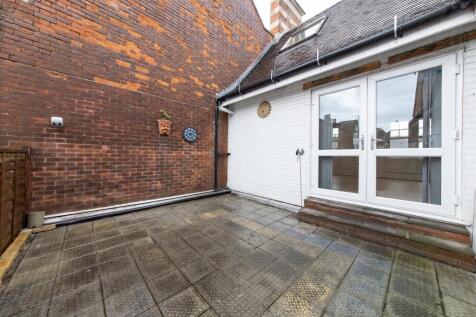Private Roof Terrace