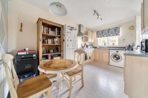 1363242-3-68de9208a7d6c