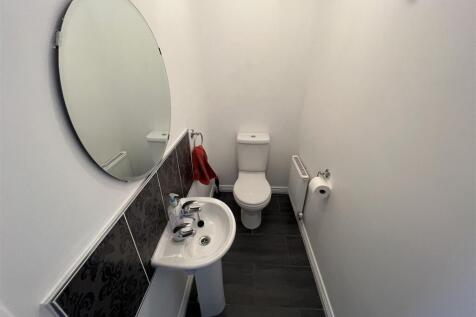Cloakroom/WC