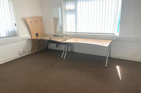 Office to rent Image 4