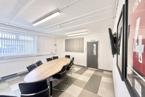 Communal Meeting Room
