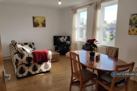 3-bed flat on Legion Court, Cambridge, CB4, £1,700/mo