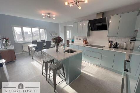 Open Plan Dining Kitchen