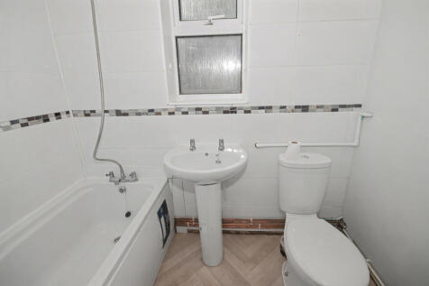 52 The Crescent, St. Neots, Cambridgeshire, PE19 1EE