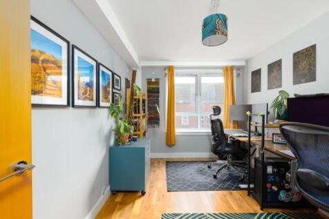 63 st peters court_dec-12.jpg