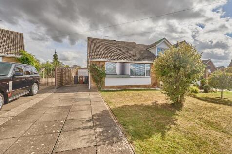 6 Chatsworth Close BB 11.jpg