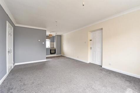 Winsor Close, Hayling Island photo 3