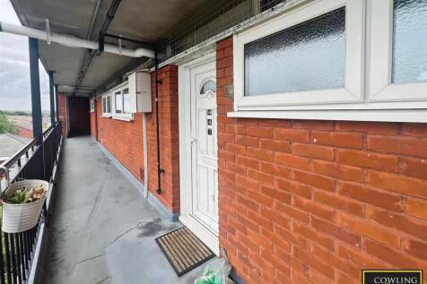 1-bed flat on Clayhill Road, Basildon, Essex, £875/mo