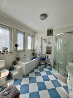 Ensuite Bathroom