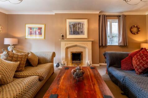 1 Registry Close-016.jpg