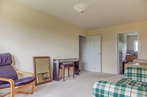 Celsus Grove, Swindon, Wiltshire photo 3