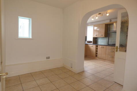 The Broadway, Dudley photo 5