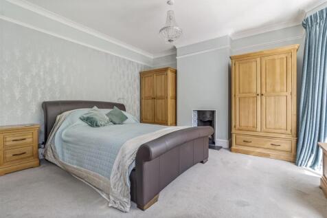 6 St Matthews Road-021.JPG