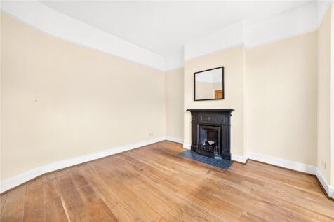 Dersingham Avenue, London, E12 photo 3