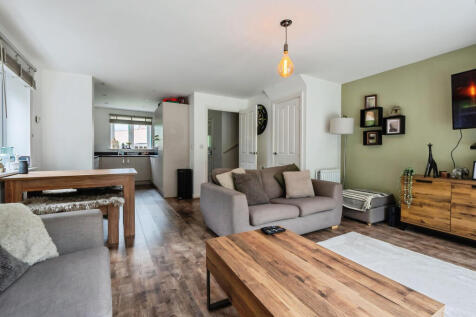 Lounge Dining Room