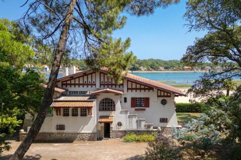 Property Image 1