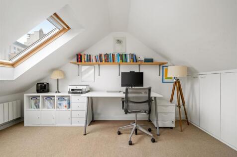 CHESHAM STREET BEDROOM