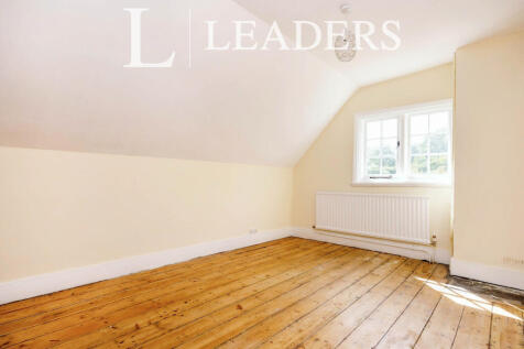 The Street, West Clandon, GU4 photo 4