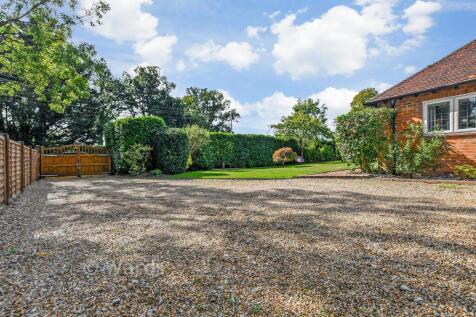 Driveway/Parking