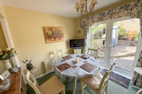 2 bed detached bungalow, Silsden 5