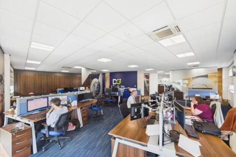 Office to rent Image 4