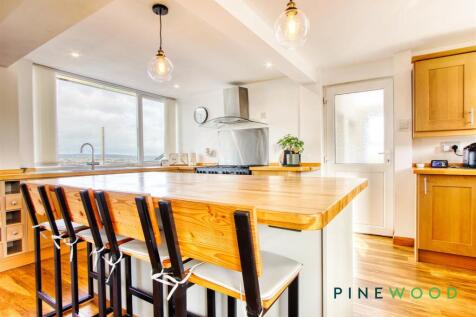 BREAKFAST KITCHEN (HOUSE)