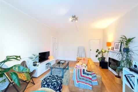 4 bed, 5 bath Plot in Manchester - Photo 3