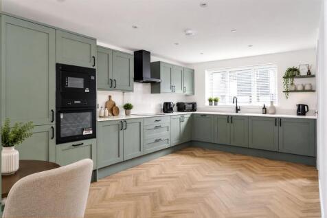 Kitchen 2 VS.jpg