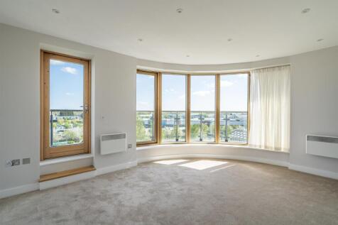 PRINCIPLE BEDROOM