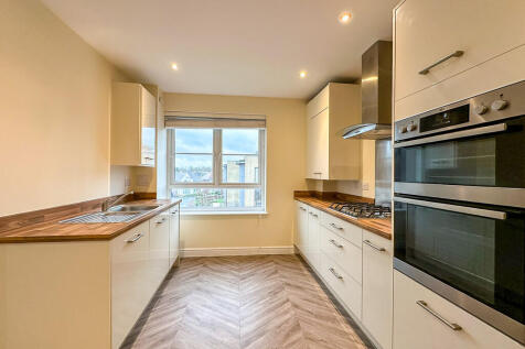 Kitchen living ro...