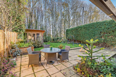 8672124-exterior0...