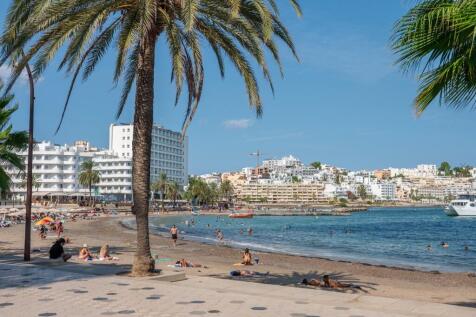 Figueretes Beach