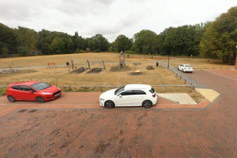 PARKING &amp; VIEW