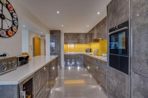 Kitchen picture five