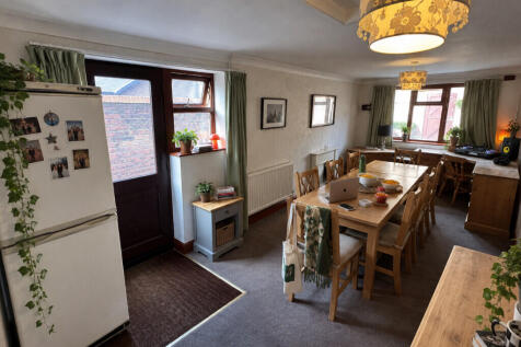 Fulford Road, Fulford photo 3