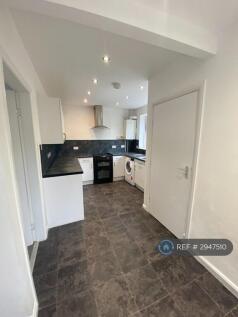 Bedford Avenue, Stafford, ST16 photo 4