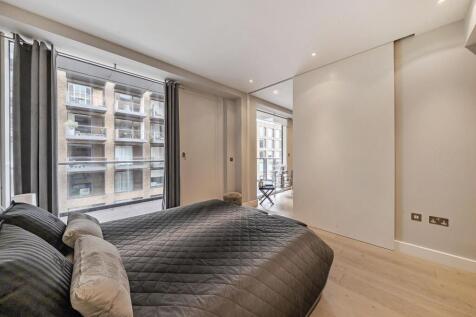 London, SW1W - property photo