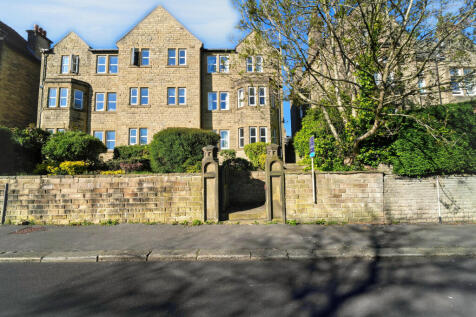 Apartment 1 Parklands, 16 Park Drive, Huddersfield, HD1 4EB