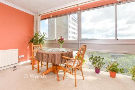 Living Room/Diner