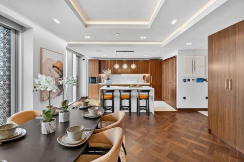 2 bed, 3 bath Flat in Manchester - Photo 8