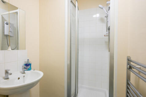 2 Newbridge Road-...