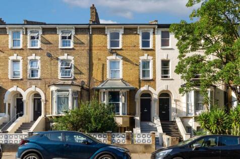 Flat C, 276 Amhurst Road, Stoke Newington, London, N16 7UP